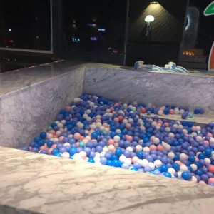 杭州KTV市场：如何有效吸引并拉拢客户？