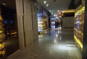 杭州环球会展中心豪华KTV包厢尊享消费体验