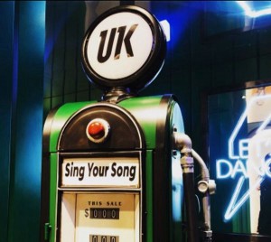 杭州凤凰城KTV包厢价格及优惠套餐指南