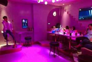 杭州西溪十八家宾馆高端KTV酒托尊享之夜