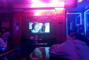 杭州娱乐场所全面歇业，KTV与棋牌室暂时关闭